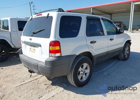 2006 Ford Escape Xlt from USA, damaged, VIN 1FMYU03Z46KC34412